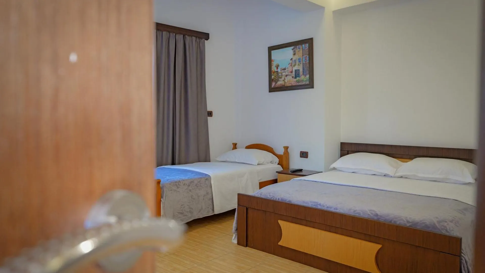 Hotel En Ad Ksamil